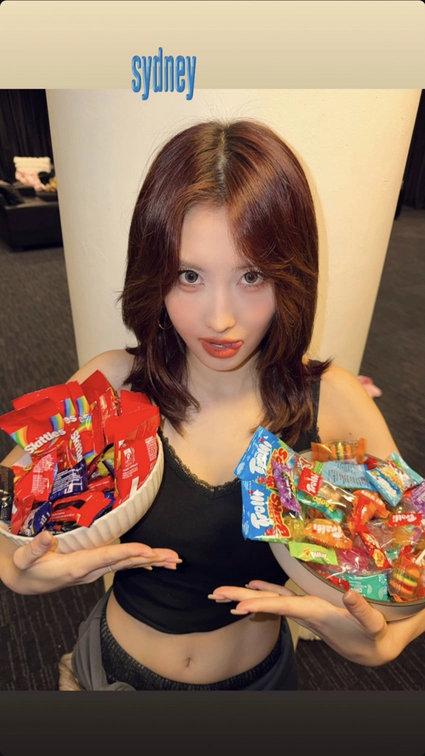 갈수록 예뻐지는 모모