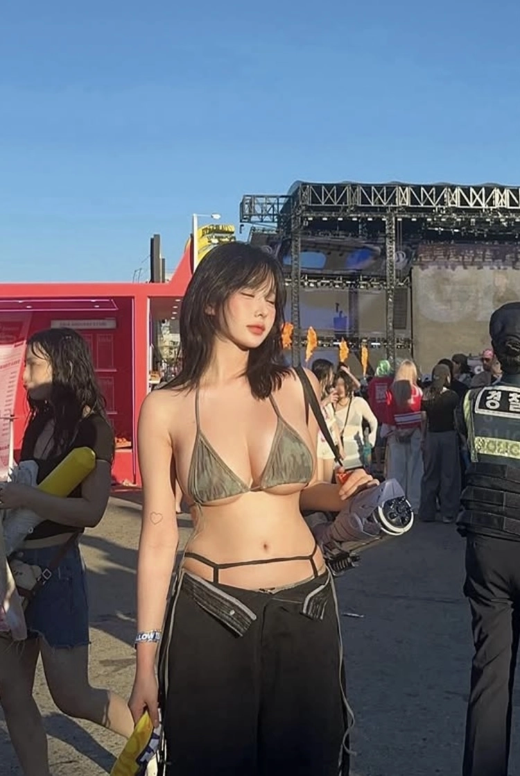 흘러내리는 가슴크기